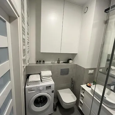 Zacisze 14 Apartament *